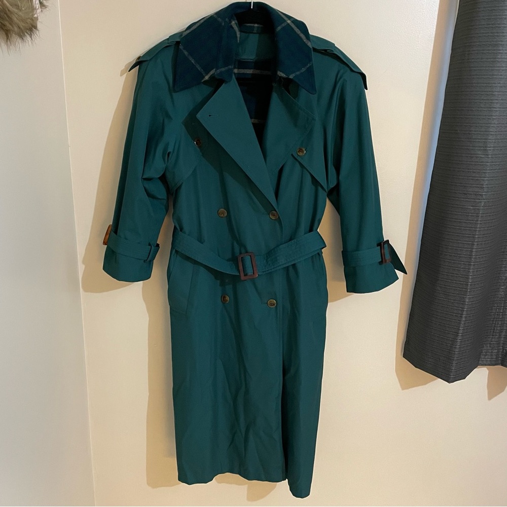 FoxLand Petite, Removable Plaid Liner, Belted, Double Breasted, Size 8